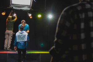 SERIE_LPA_MULE (5) arreglando detalles en el teatro